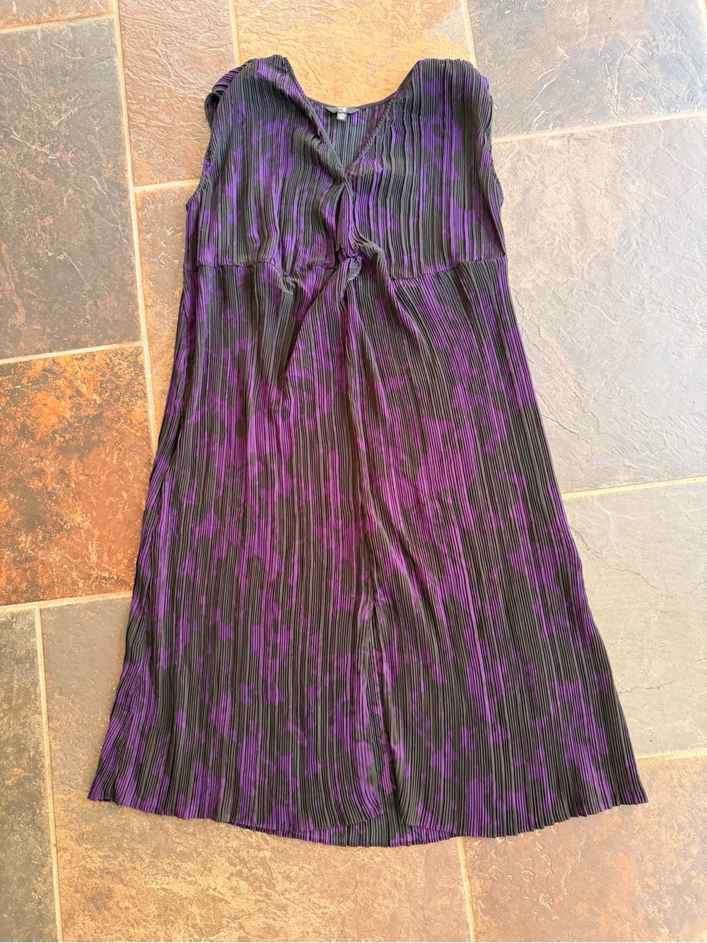 NWT Terra & Sky Black Label Women's Pleated Purple and Black Dress
